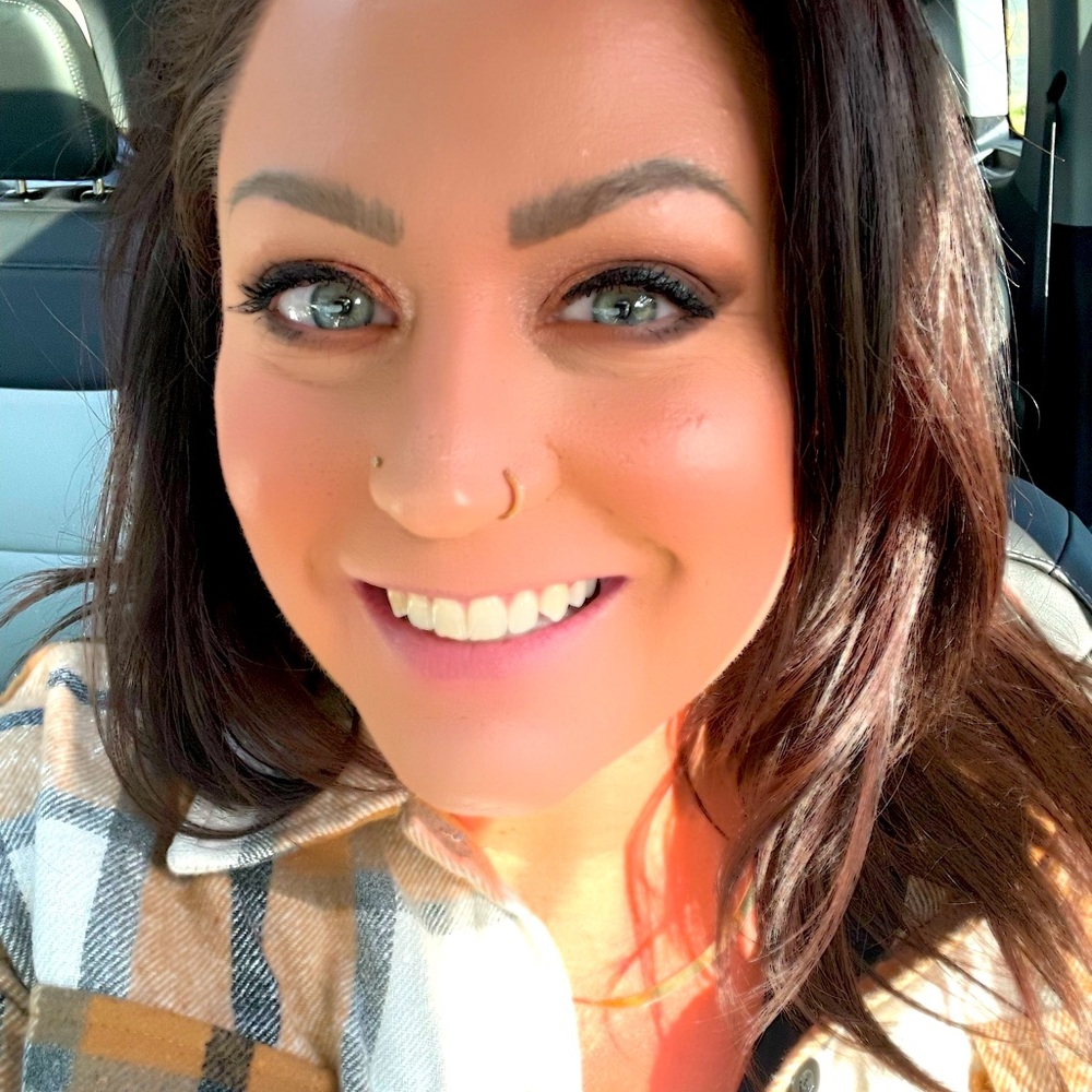 Meet your Posher, Chrissy